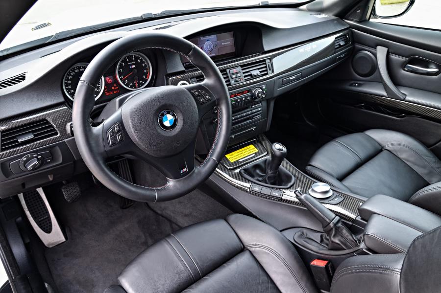 Торпедо BMW M3 Pickup Concept (E93) 2011 года  (фото 17 из 47)